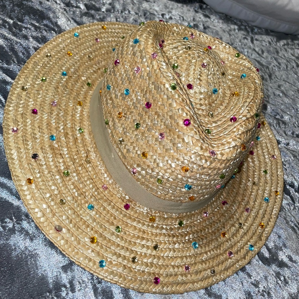 Beach hat